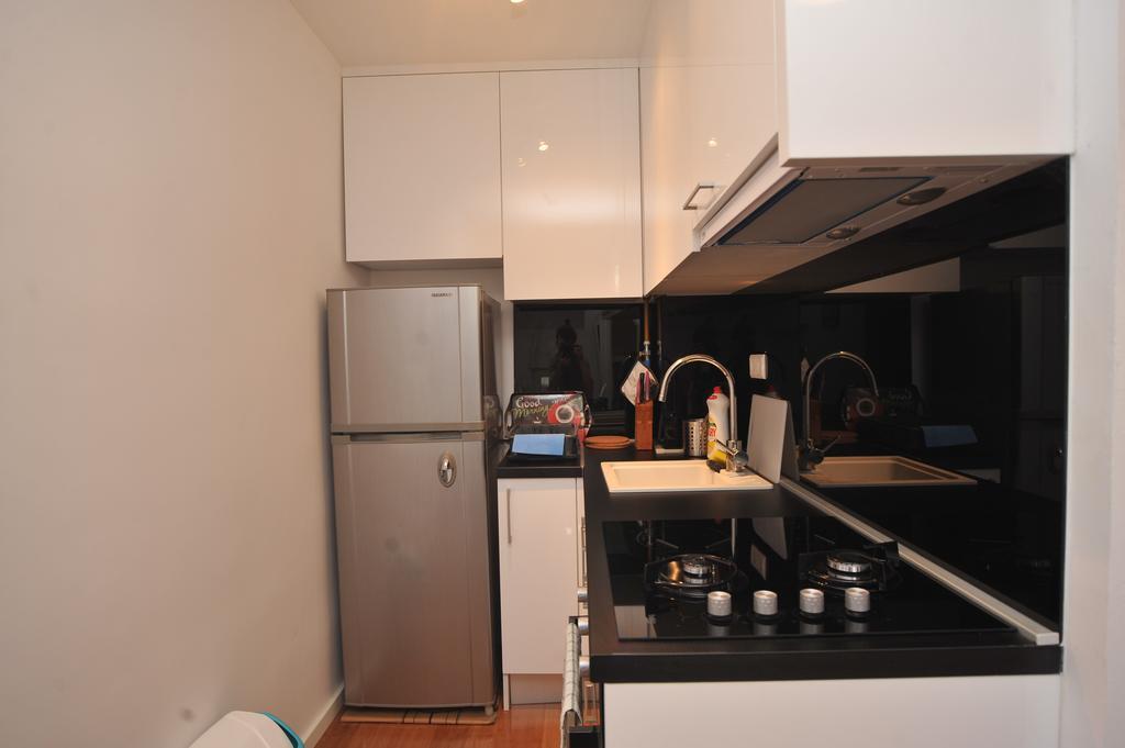 Main Street Apartment Сараево Экстерьер фото
